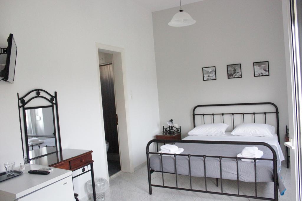 Hotel Delfini Adamantas  Luaran gambar